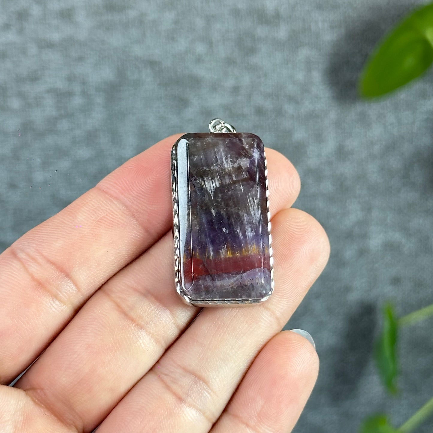 Natural Auralite 23 Pendant in Silver Setting