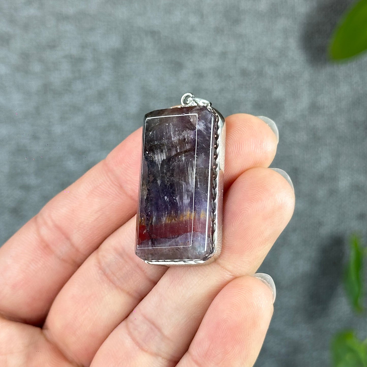 Natural Auralite 23 Pendant in Silver Setting