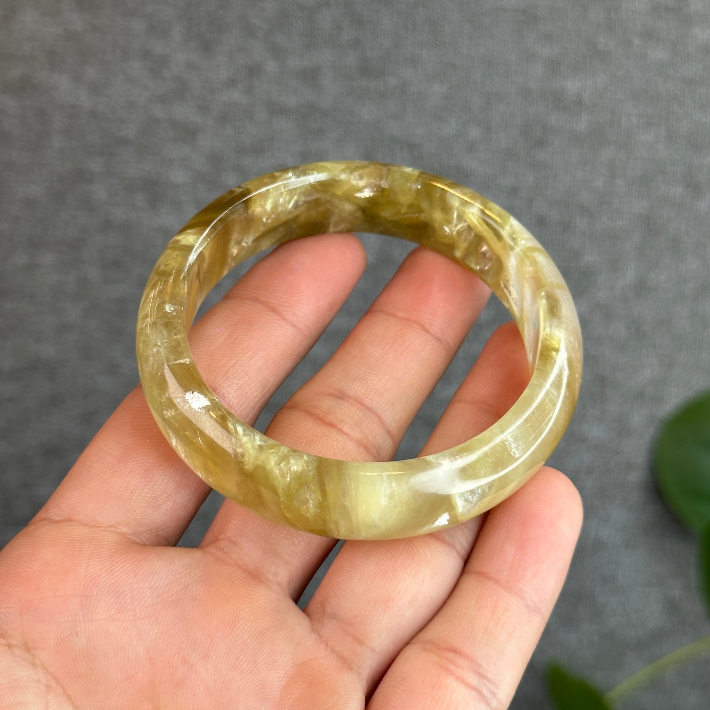Natural Golden Muscovite Bangle Leaf Style Size 55 mm