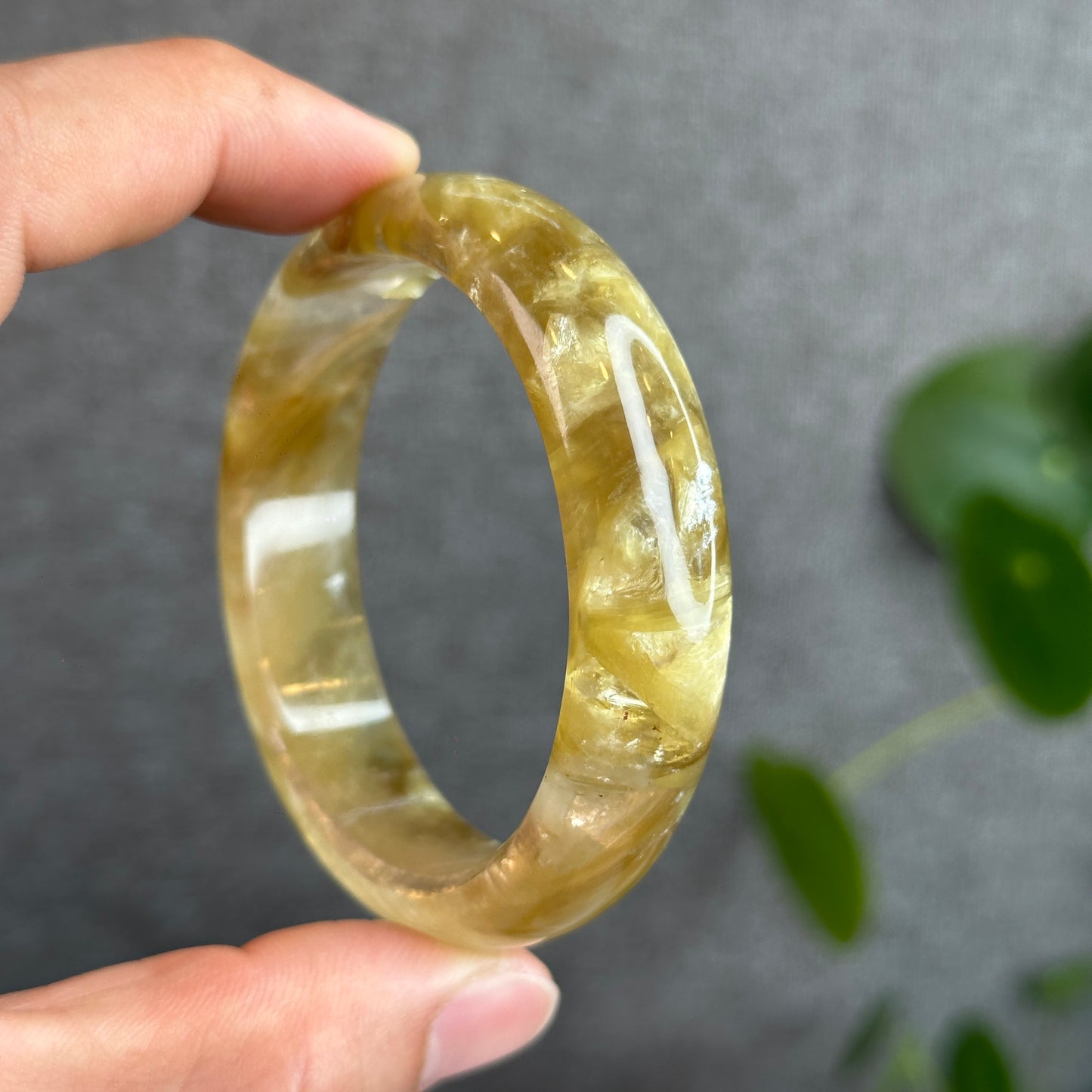 Natural Golden Muscovite Bangle Leaf Style Size 55 mm