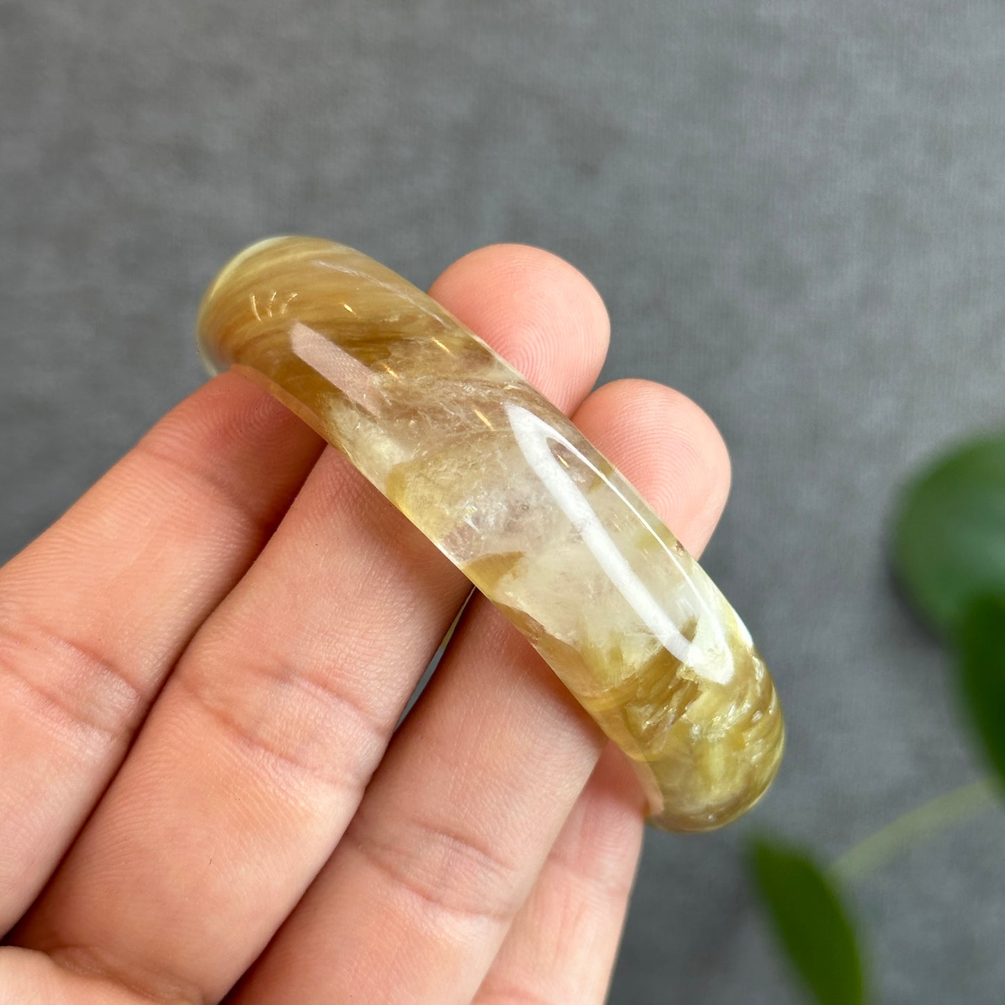 Natural Golden Muscovite Bangle Leaf Style Size 55 mm
