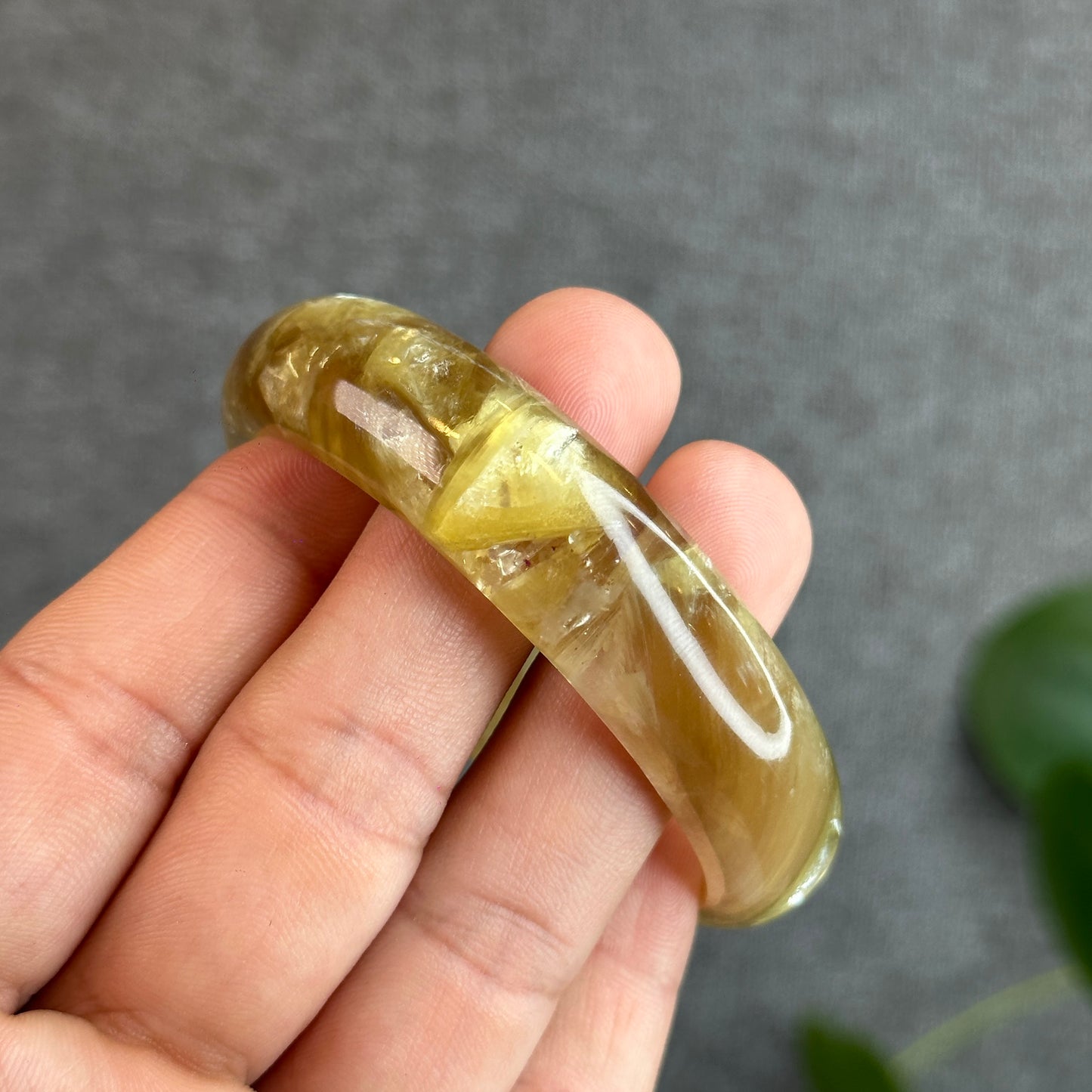 Natural Golden Muscovite Bangle Leaf Style Size 55 mm