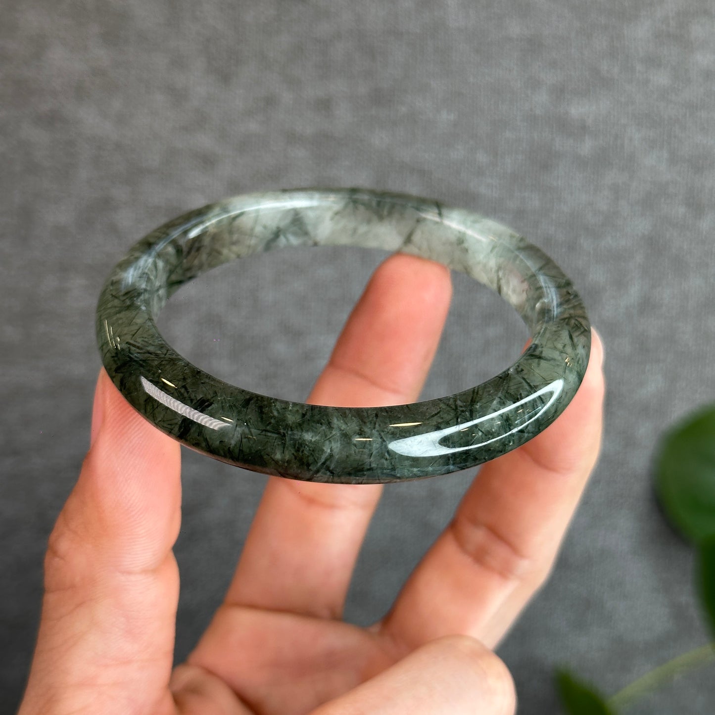 Natural Green Rutilated Quartz Bangle Leaf Style 58.8 mm