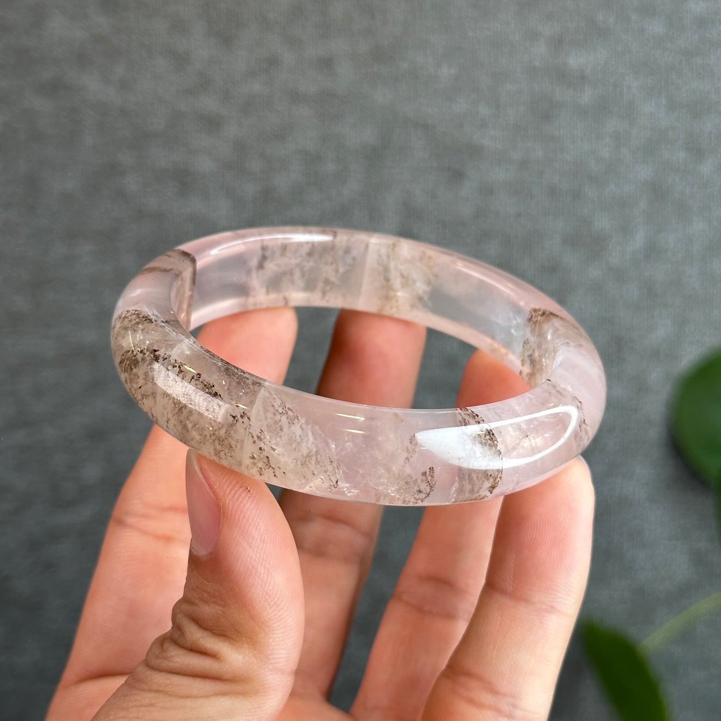 Dendritic in Natural Rose Quartz Bangle Leaf Style Size 58.2 mm