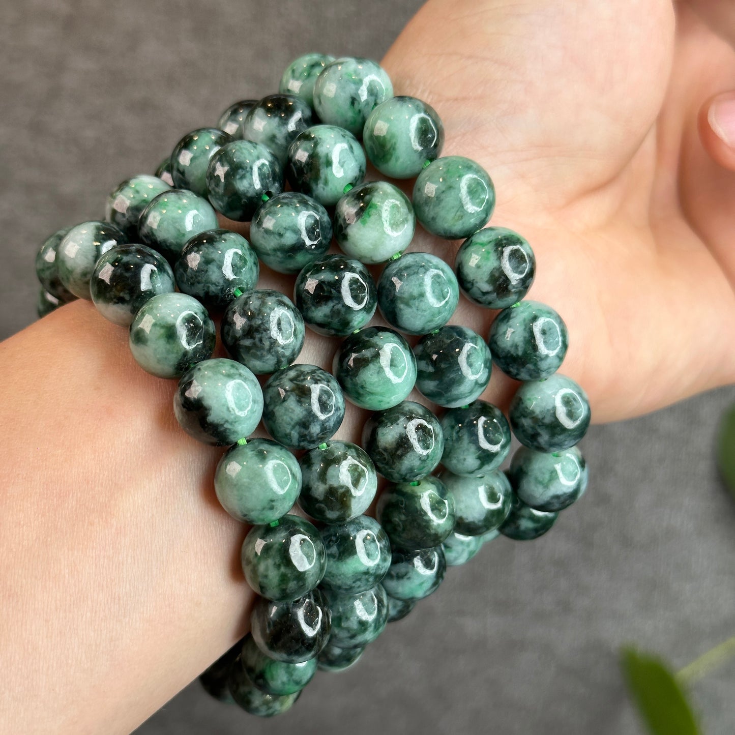 Bright Green Natural Jadeite Jade Son Thuy Bracelet Size 12.3mm
