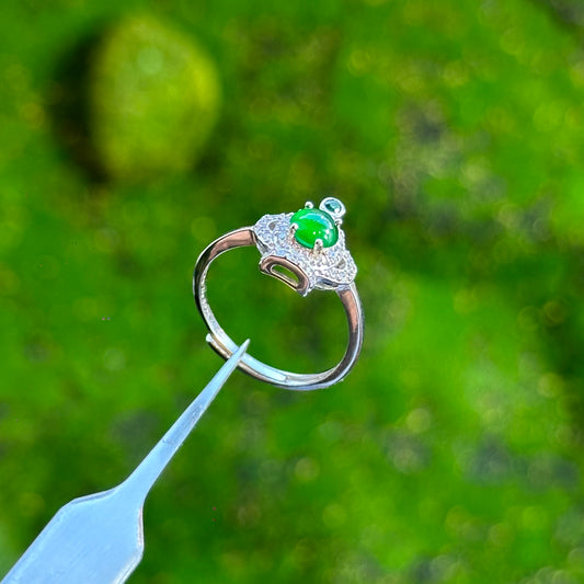 Crown Icy Imperial Green Natural Jadeite Jade Ring Free size in Silver 925 Setting