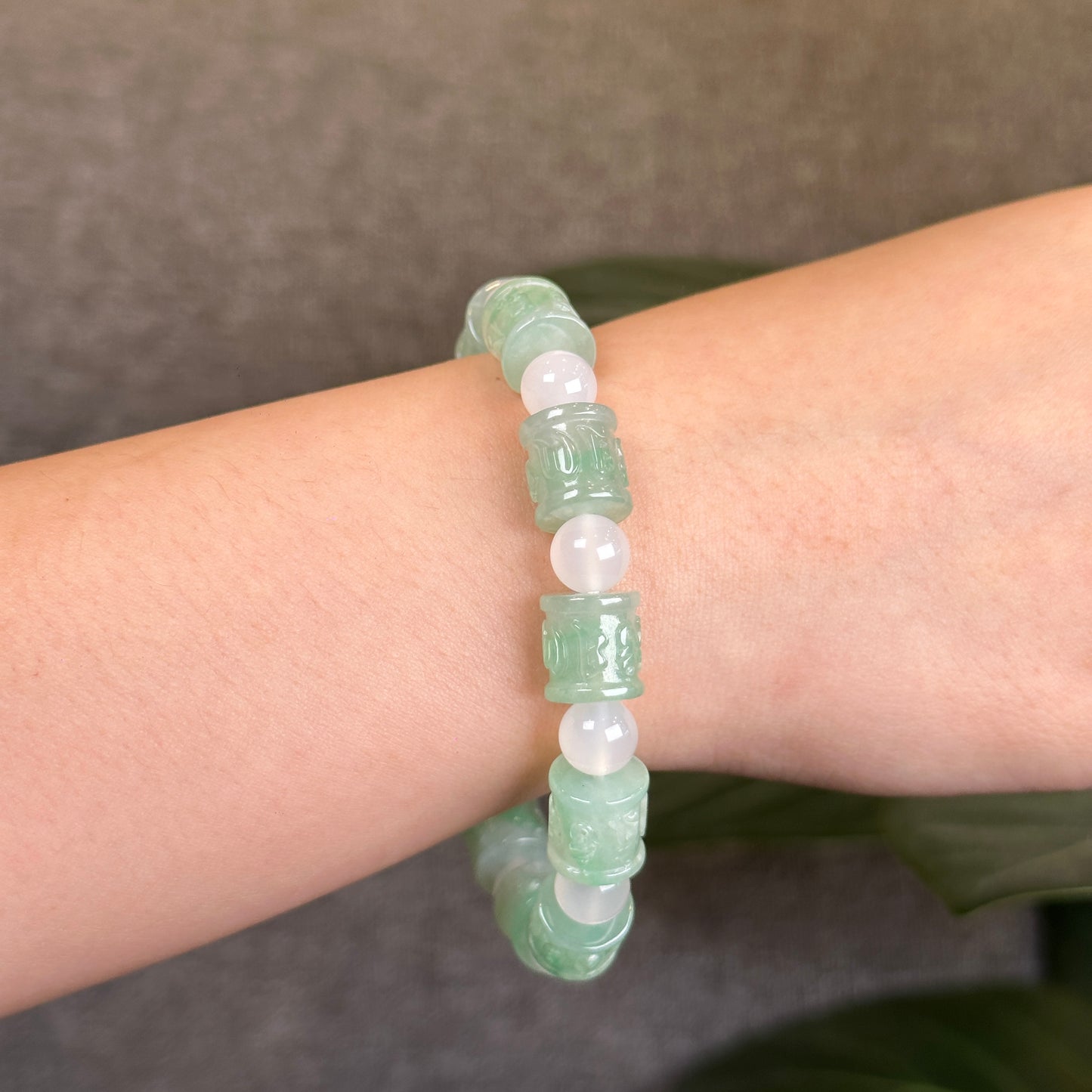 Carved Natural Jadeite Jade Om Mani Padme Hum Bracelet with Chalcedony Beads Size 10 mm with Gem Review Certificate