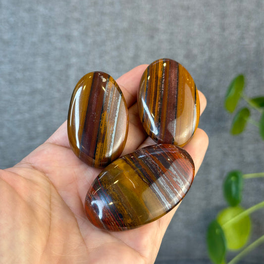 Red Titan Natural Tiger Eye Palm Stone