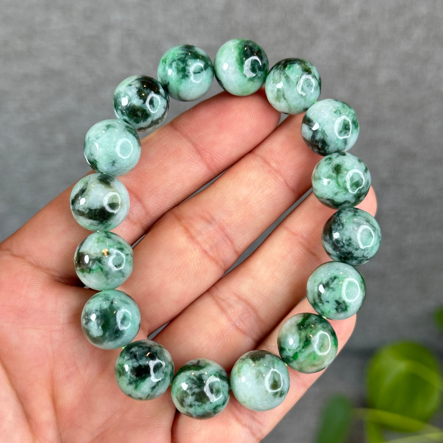 Apple Green Son Thuy Jadeite Jade Bracelet Size 12.5-13 mm