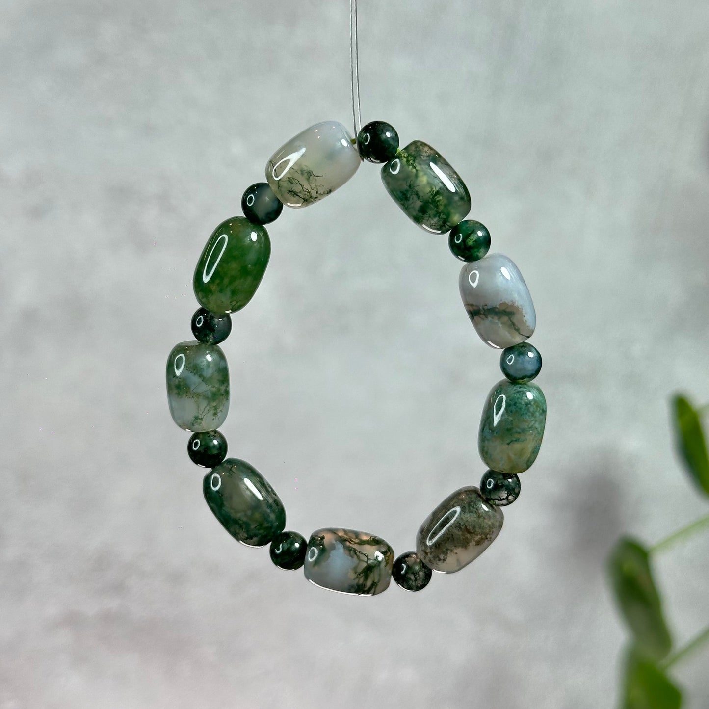 Lu Thong Natural Green Moss Agate