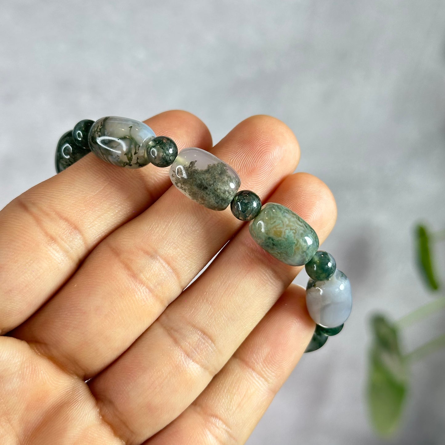 Lu Thong Natural Green Moss Agate