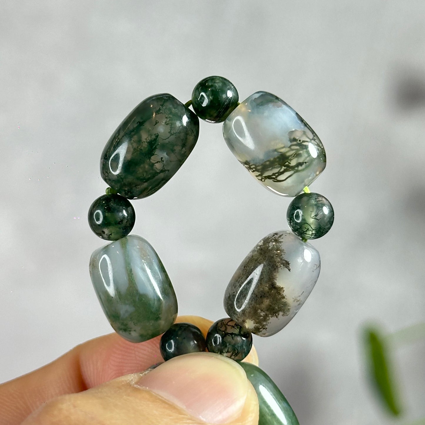 Lu Thong Natural Green Moss Agate