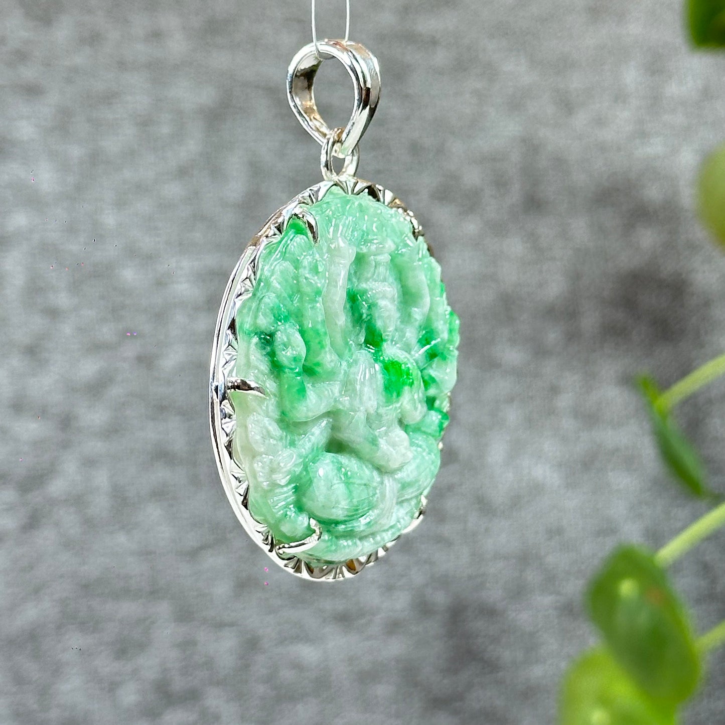 Thousand Hands Guan Yin (Quan The Am) Buddha Bright Green Son Thuy Natural Jadeite Jade Pendant with Silver Setting