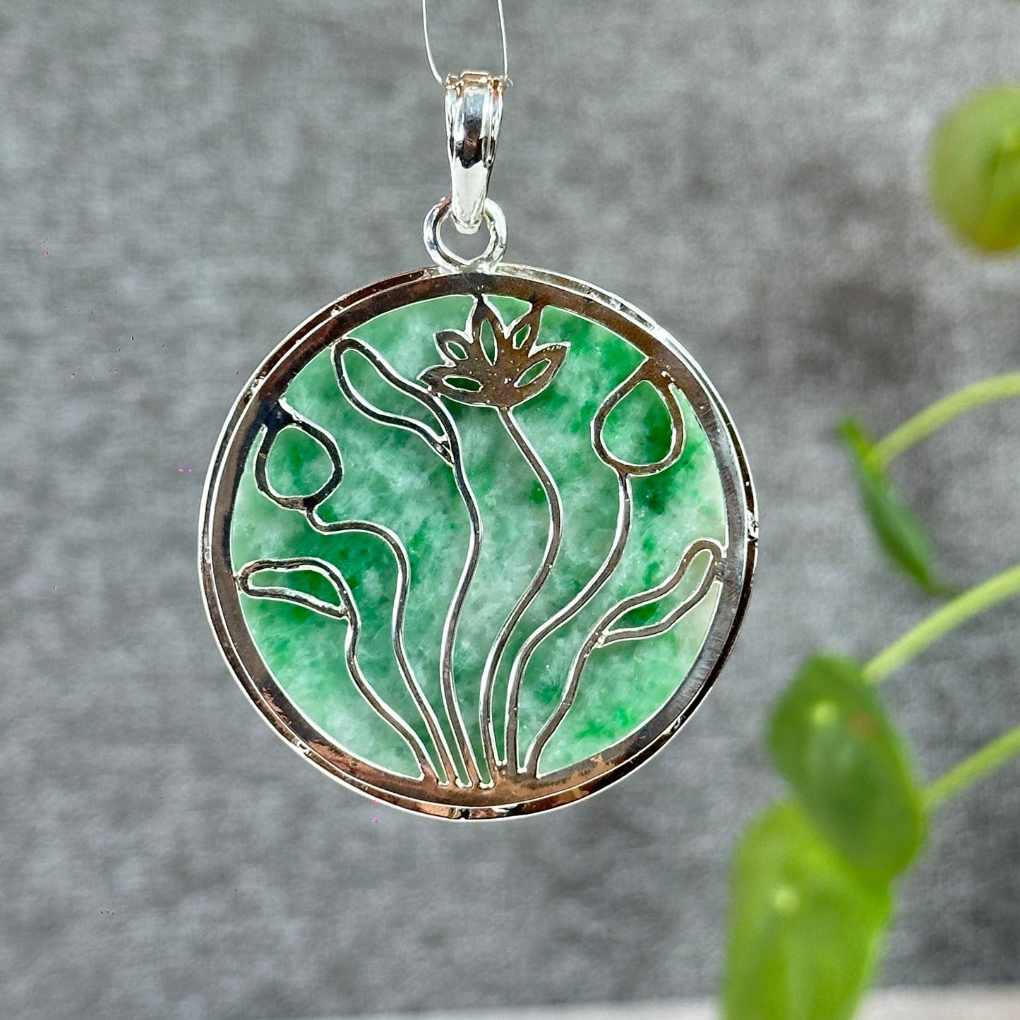 Thousand Hands Guan Yin (Quan The Am) Buddha Bright Green Son Thuy Natural Jadeite Jade Pendant with Silver Setting