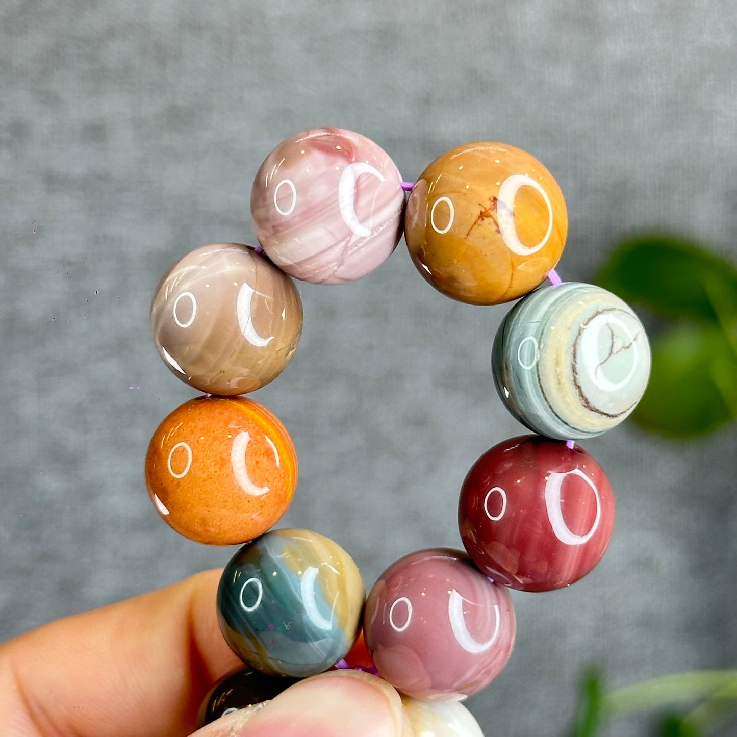 Multi Colour Natural Alashan Agate Bracelet Size 14.2 mm