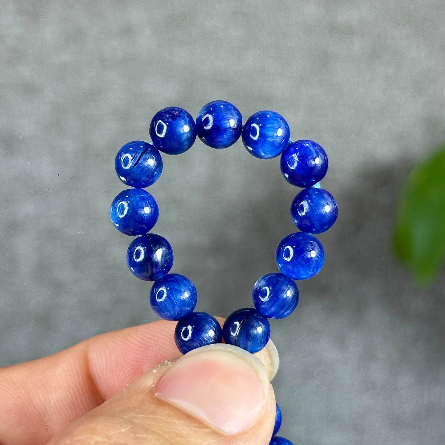 Kyanite Bracelet Size 6 mm