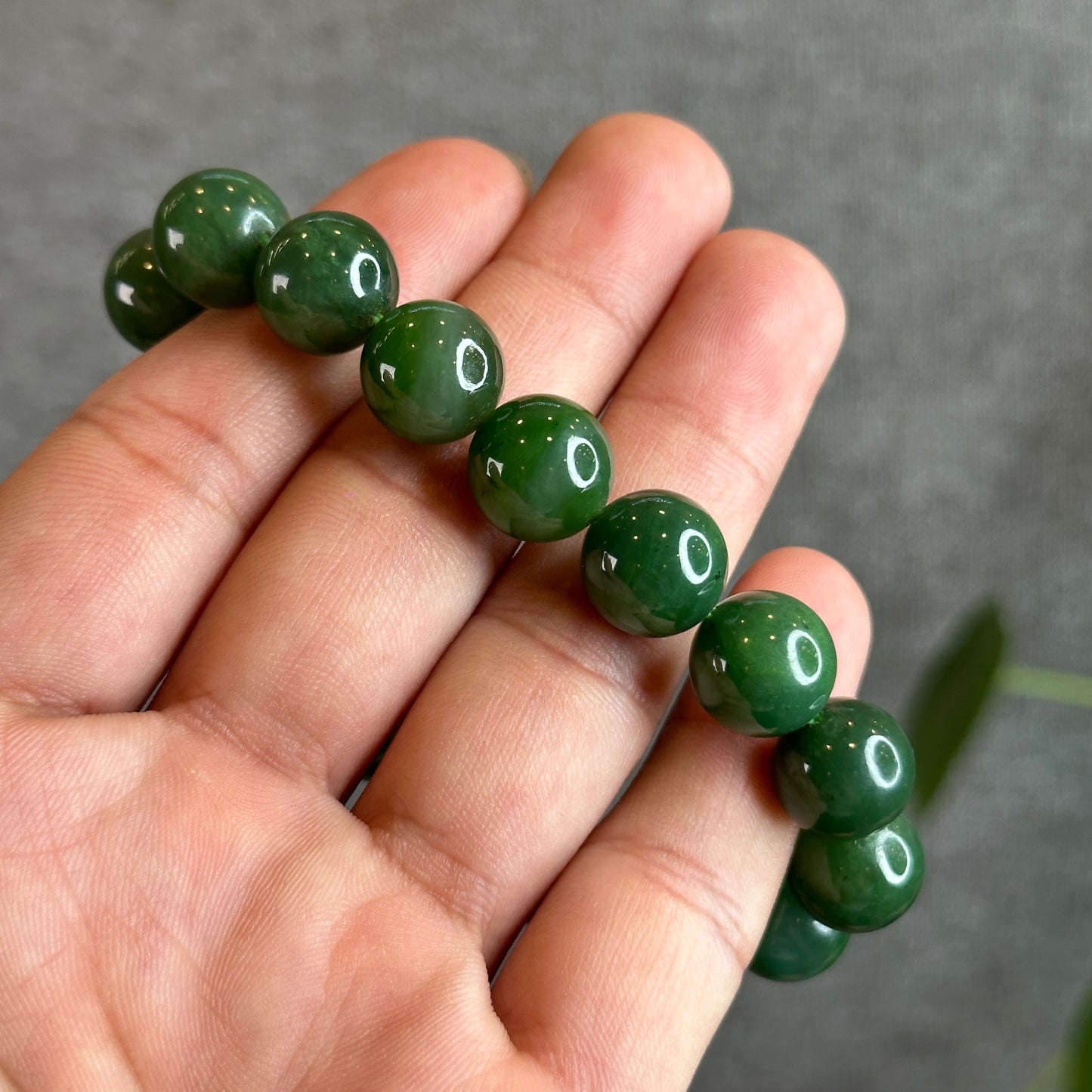 Natural Nephrite Jade Bracelet Size 11-12 mm