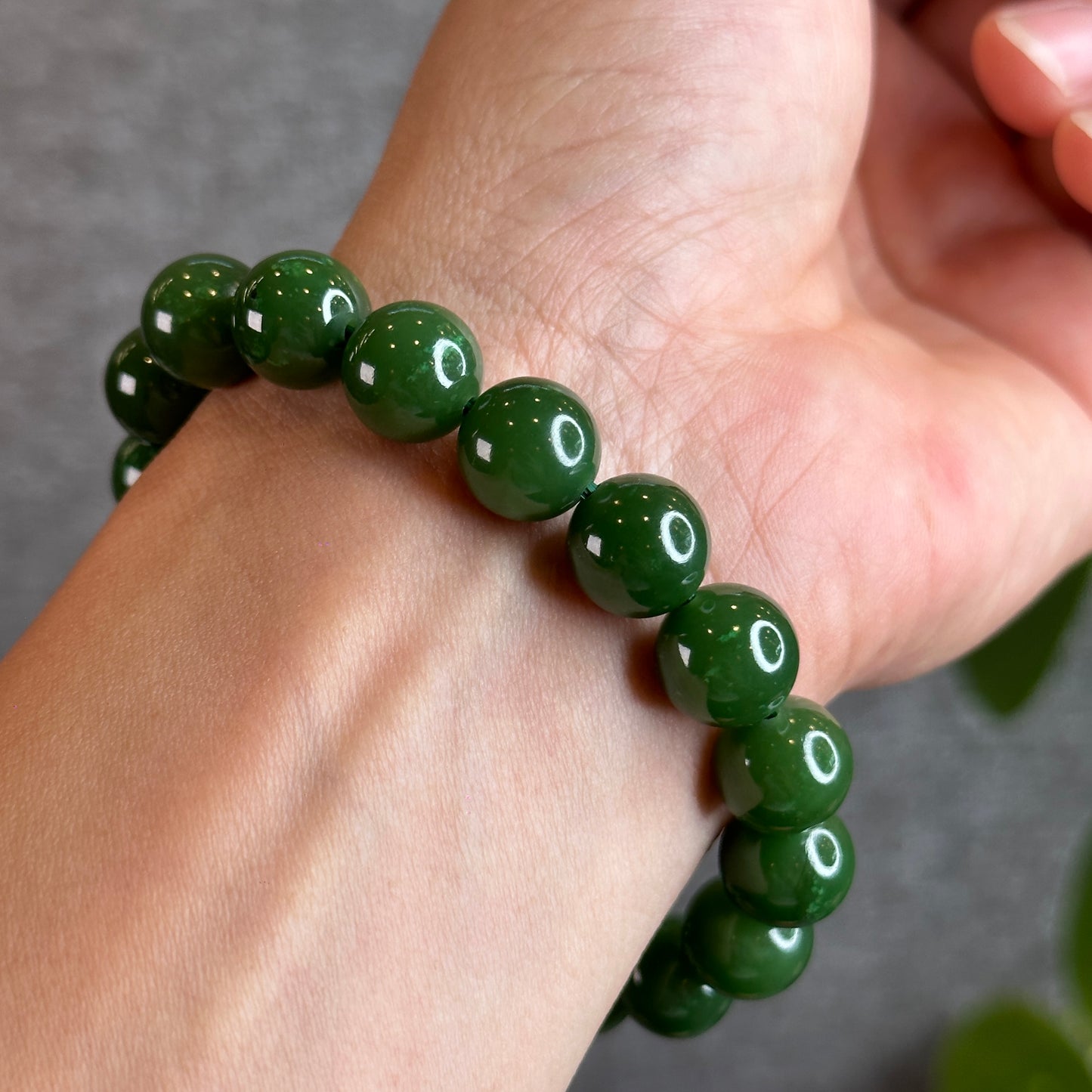 Natural Nephrite Jade VIP Bracelet Size 11 mm