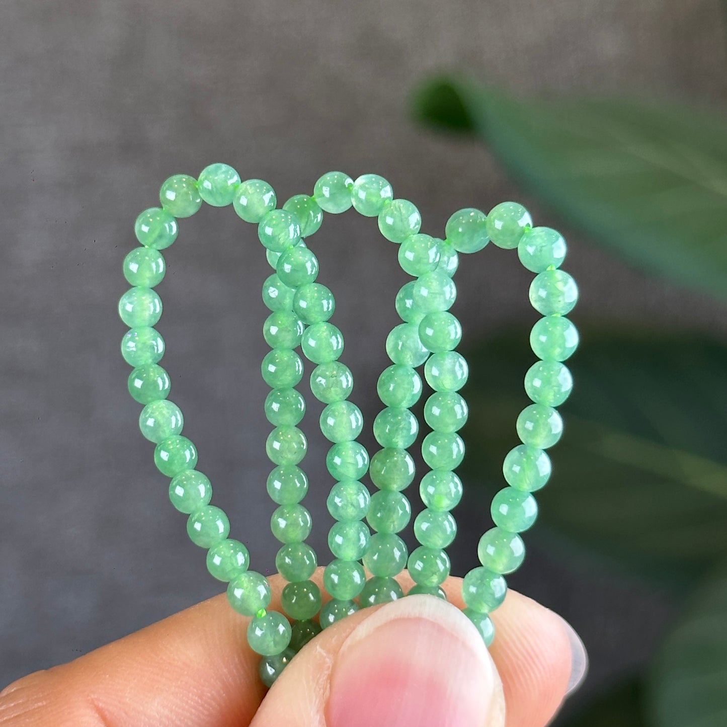 Apple Green Icy Natural Jadeite Jade Type A Triple Wrap Bracelet Size 4 mm