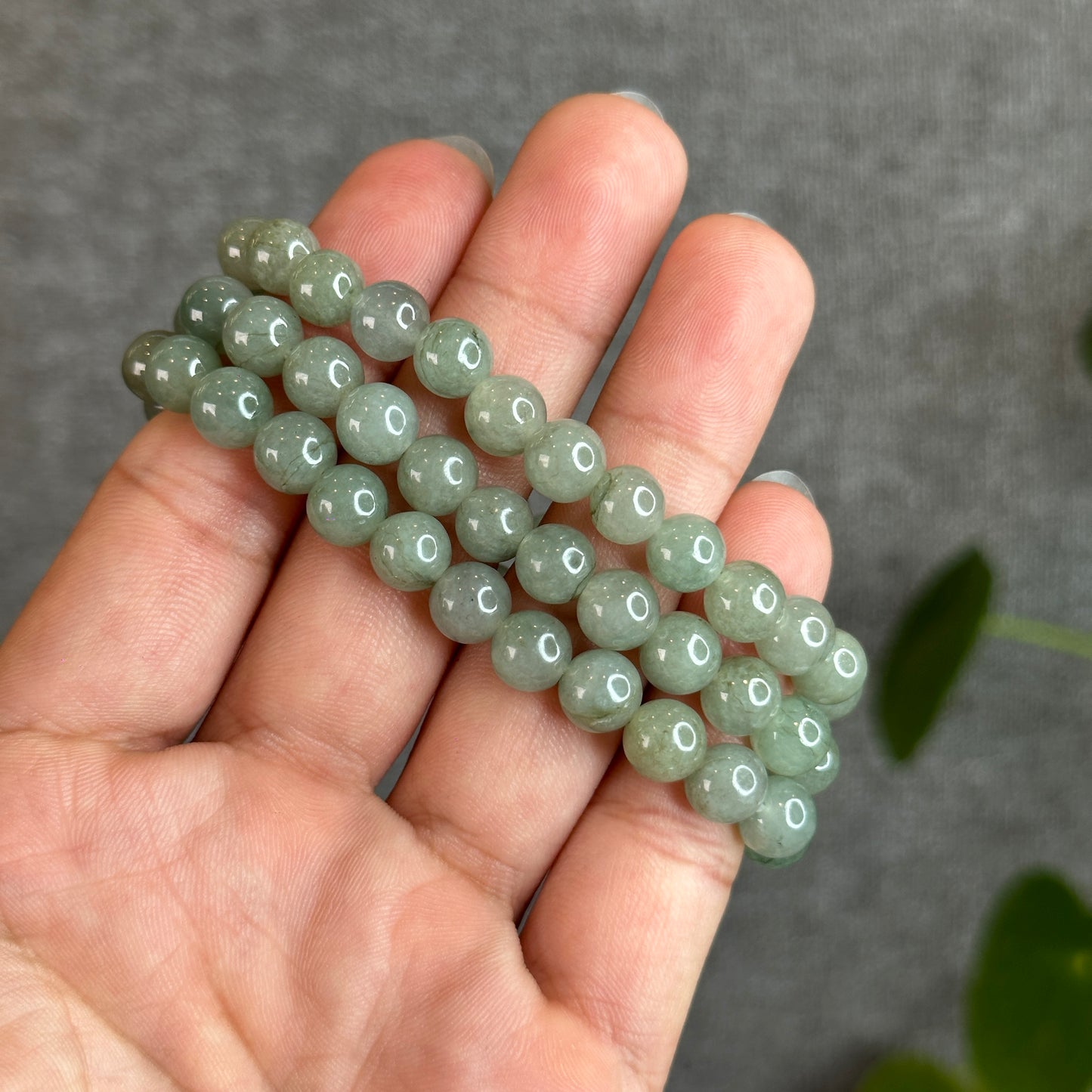 Light Moss Green Natural Jadeite Jade Bracelet Size 7 mm