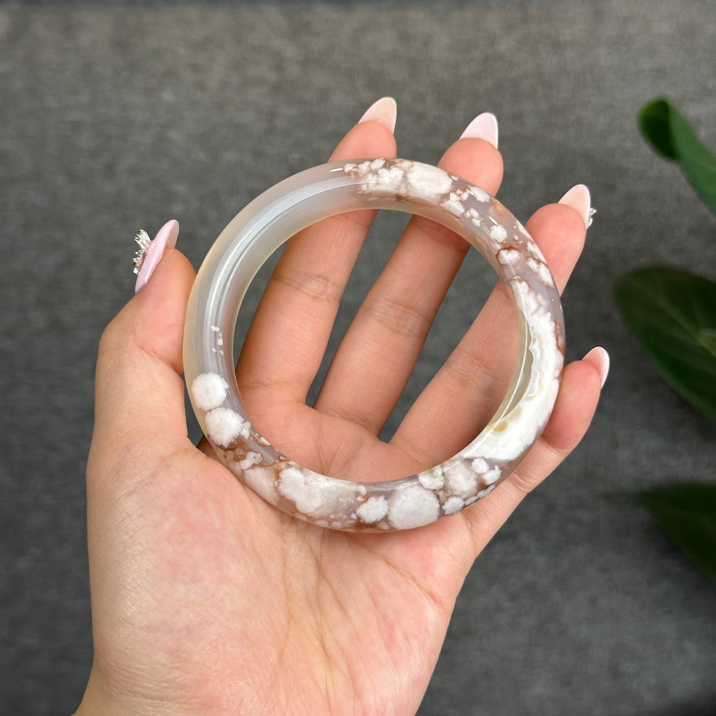 Natural Floral Agate Bangle Leaf Style Size 61 mm