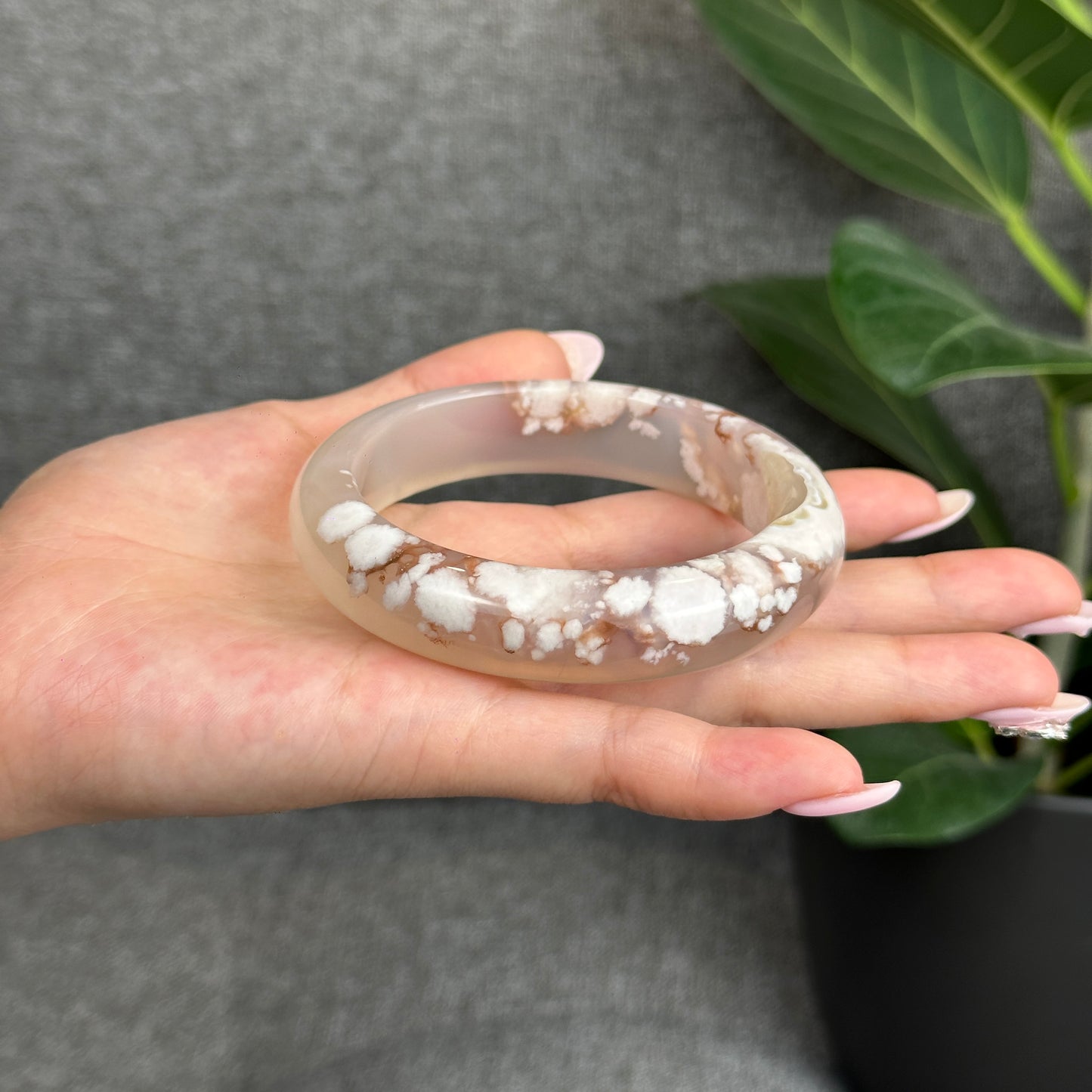 Natural Floral Agate Bangle Leaf Style Size 61 mm