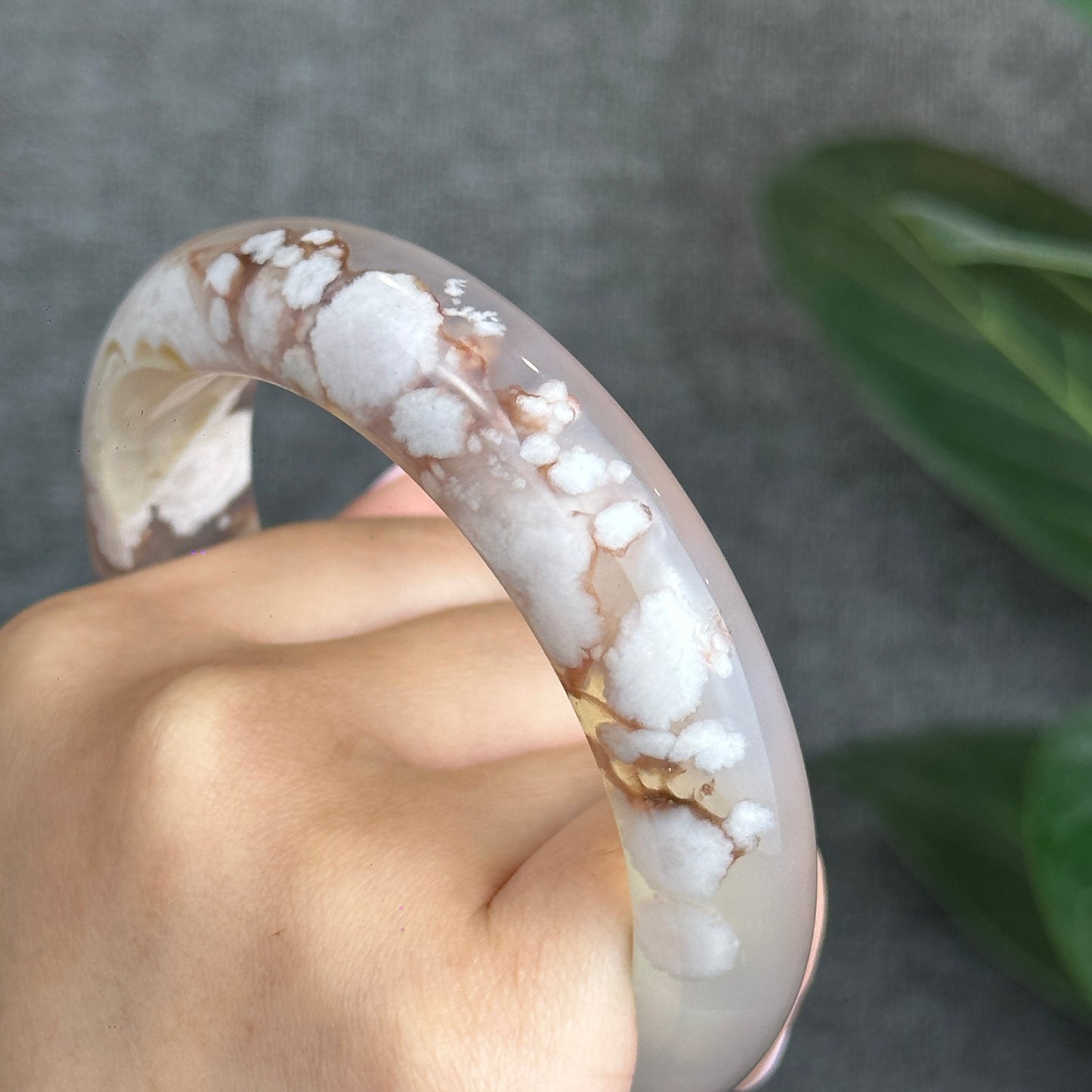 Natural Floral Agate Bangle Leaf Style Size 61 mm