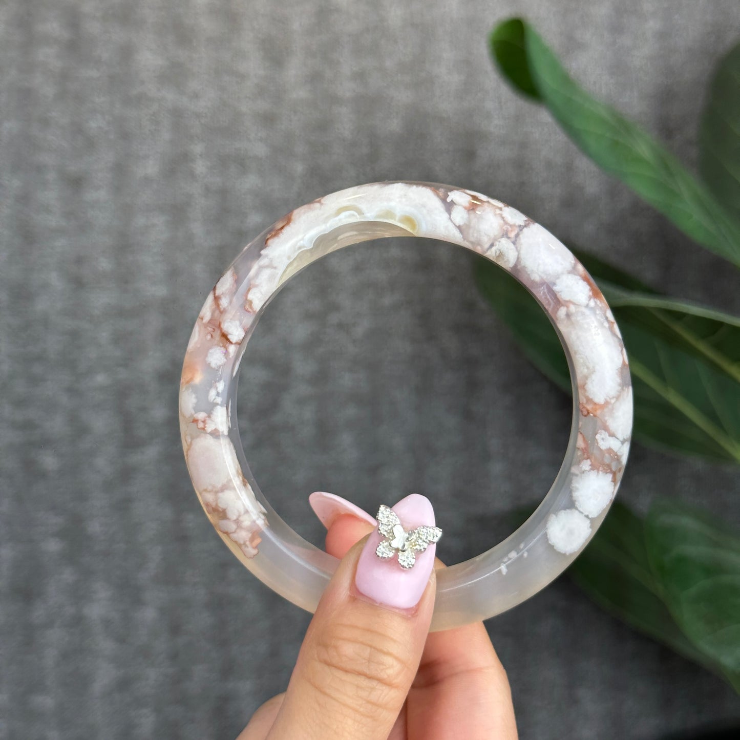 Natural Floral Agate Bangle Leaf Style Size 61 mm