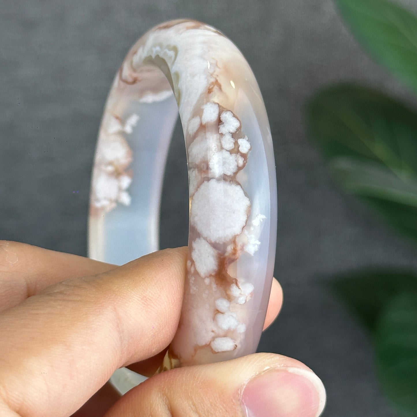 Natural Floral Agate Bangle Leaf Style Size 61 mm