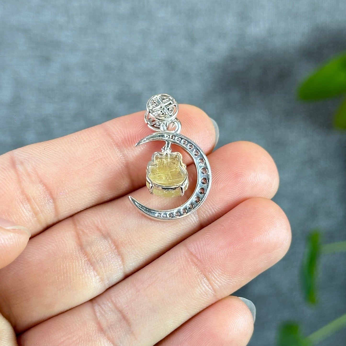 Ho Ly Natural Golden Rutilated Quartz Pendant In Moon Gold Platted Silver Setting