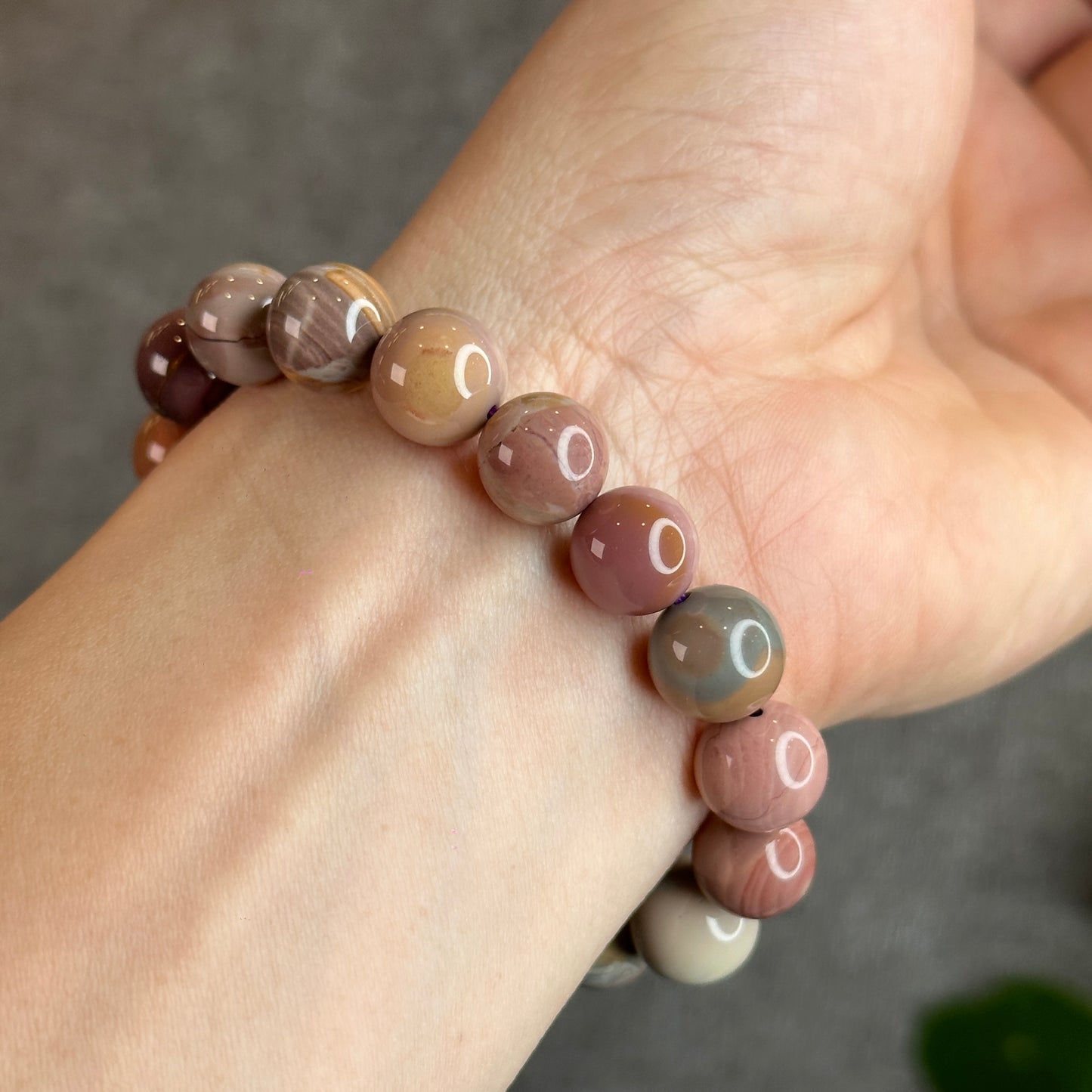 Natural Alashan Agate Bracelet Size 11 mm