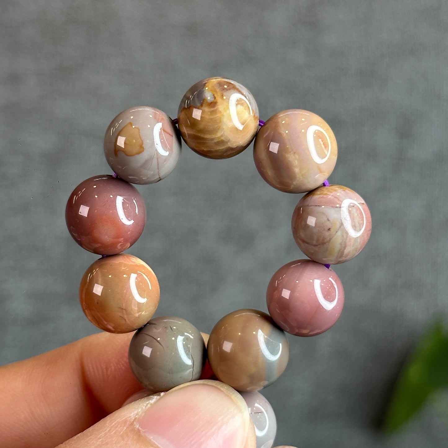 Natural Alashan Agate Bracelet Size 11 mm