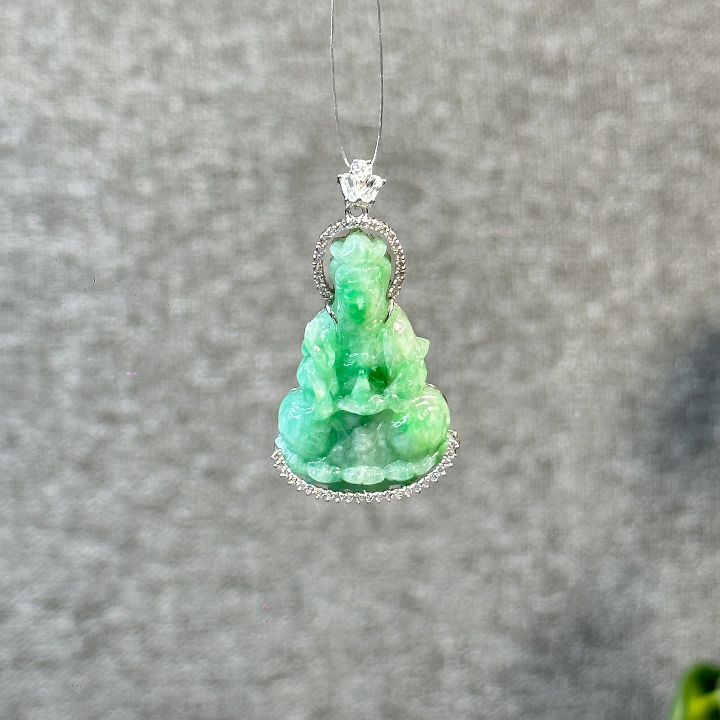 Guan Yin (Quan The Am) Buddha Natural Imperial Green Jadeite Jade Pendant in 10k White Gold Setting