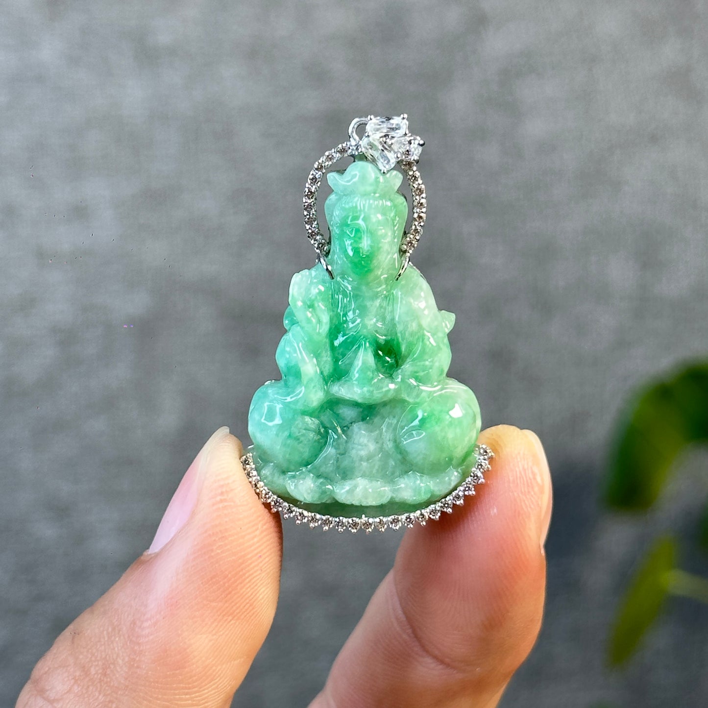 Guan Yin (Quan The Am) Buddha Natural Imperial Green Jadeite Jade Pendant in 10k White Gold Setting