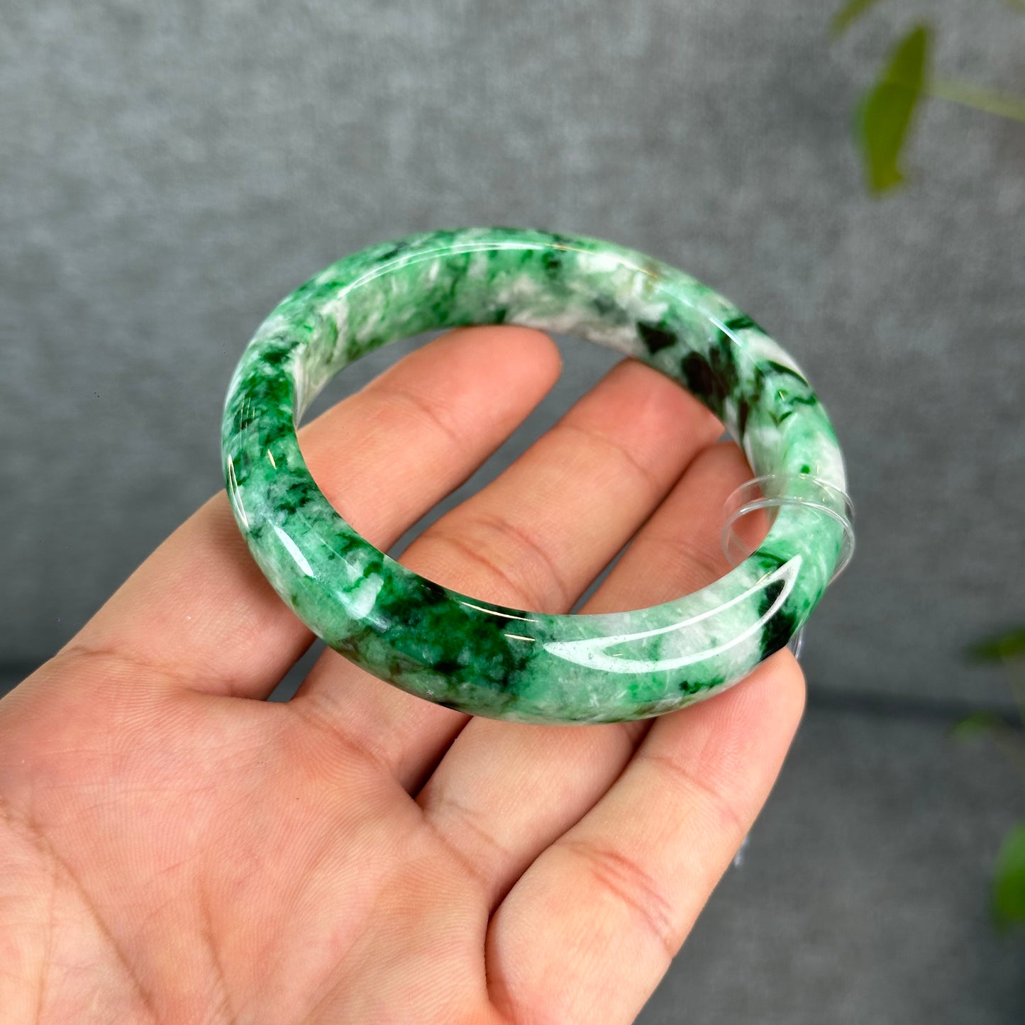 Natural Apple Green Jadeite Jade VIP Bangle Leaf Style Size 56 mm