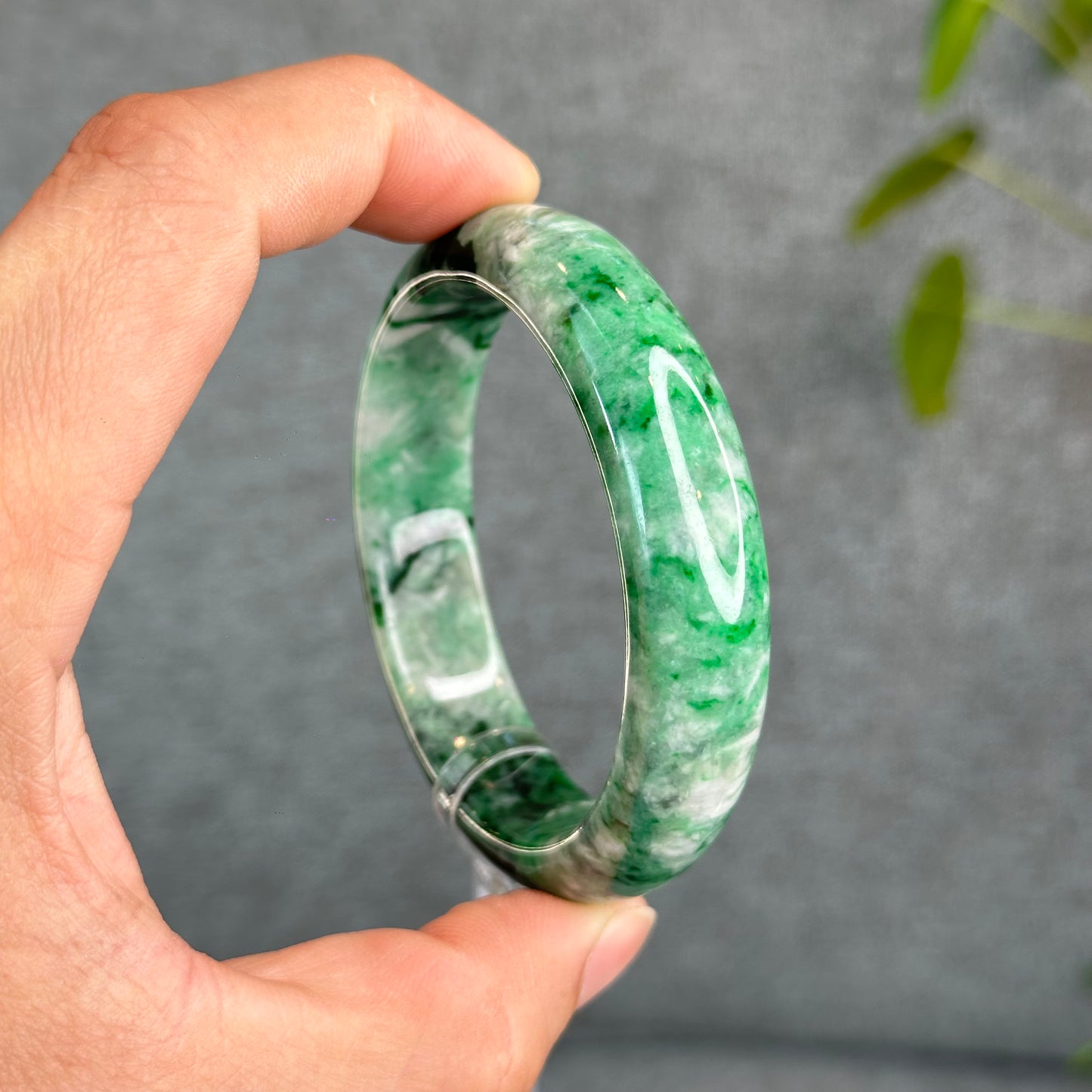 Natural Apple Green Jadeite Jade VIP Bangle Leaf Style Size 56 mm