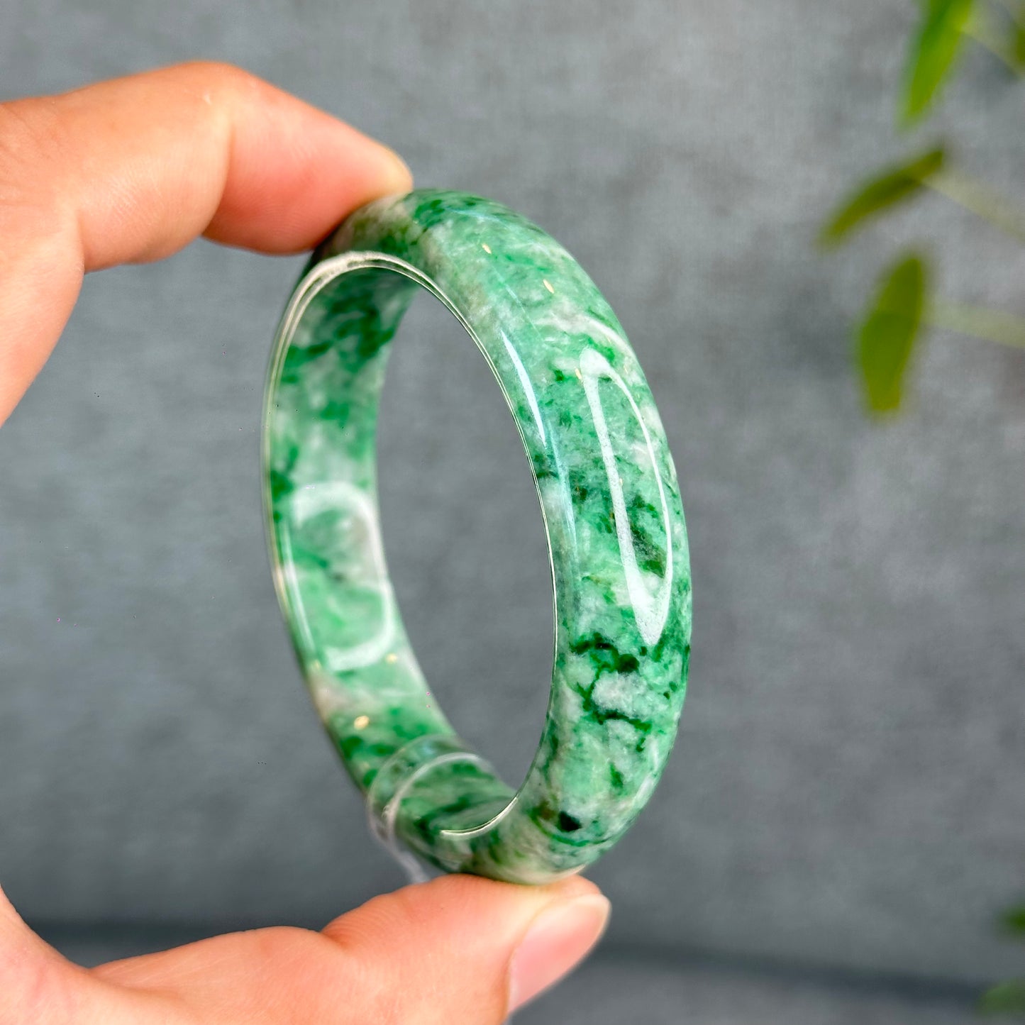 Natural Apple Green Jadeite Jade VIP Bangle Leaf Style Size 53 mm