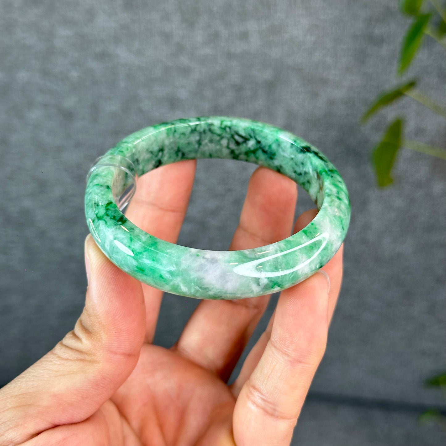 Natural Apple Green Jadeite Jade VIP Bangle Leaf Style Size 57 mm