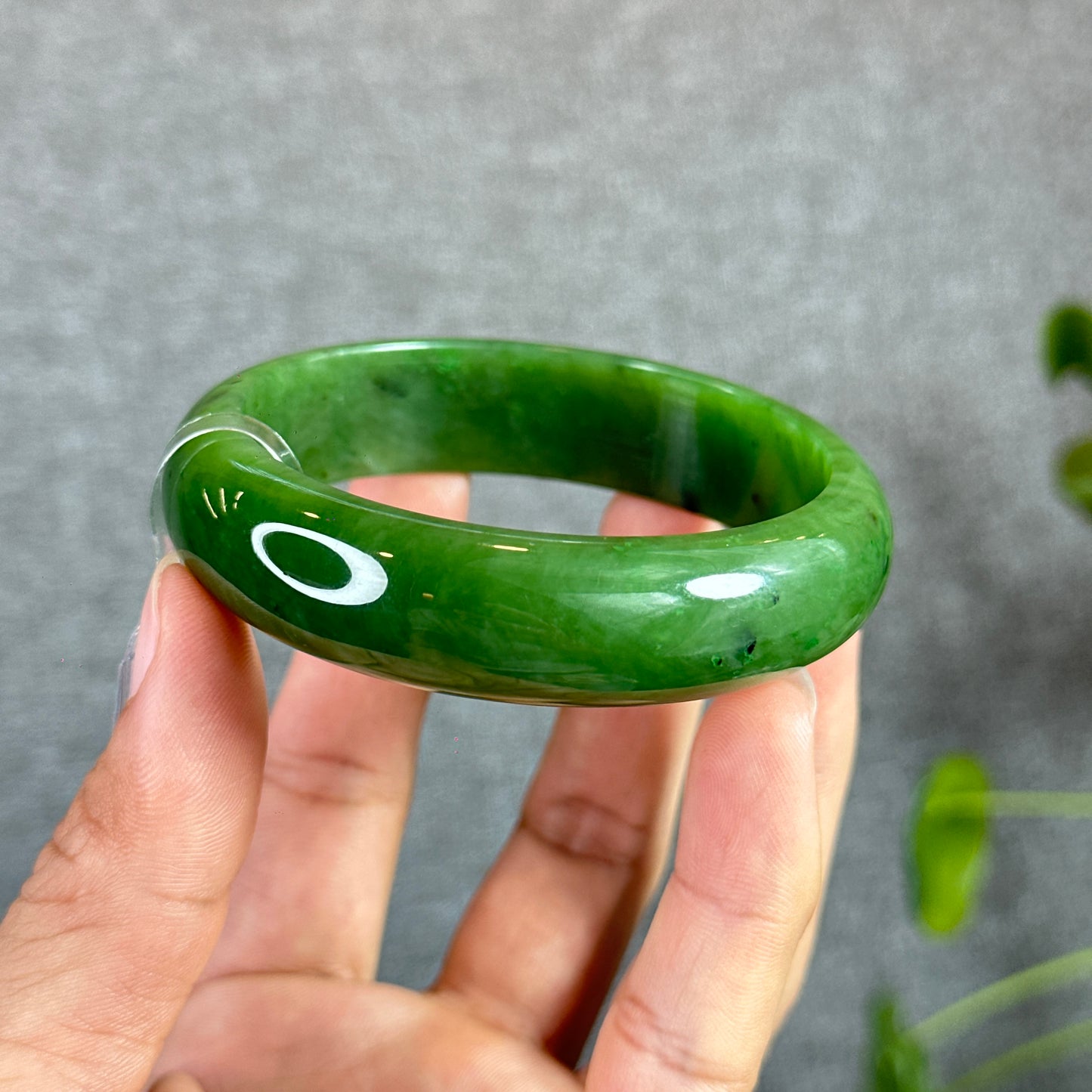 Natural Nephrite Jade Bangle Leaf Style Size 60.5 mm