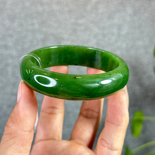 Natural Nephrite Jade Bangle Leaf Style Size 60.5 mm