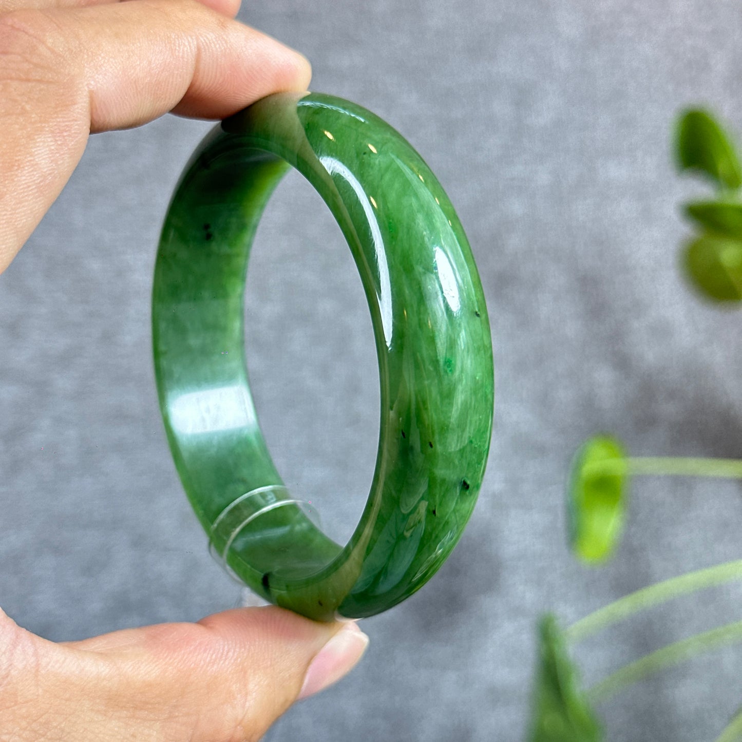Natural Nephrite Jade Bangle Leaf Style Size 60.5 mm