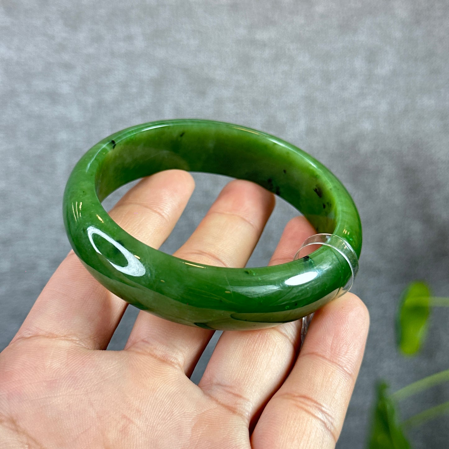 Natural Nephrite Jade Bangle Leaf Style Size 60.5 mm