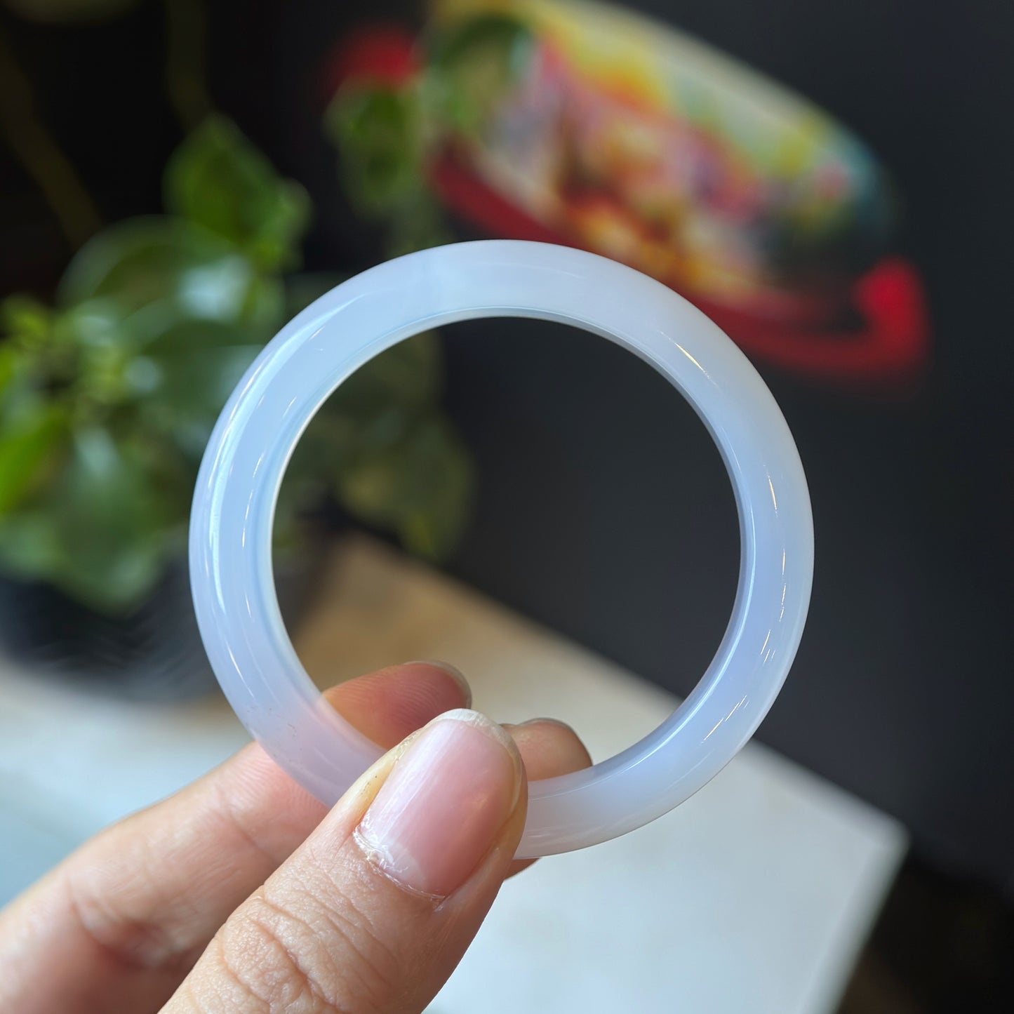 Natural White Agate Bangle Leaf Style Size 50 mm