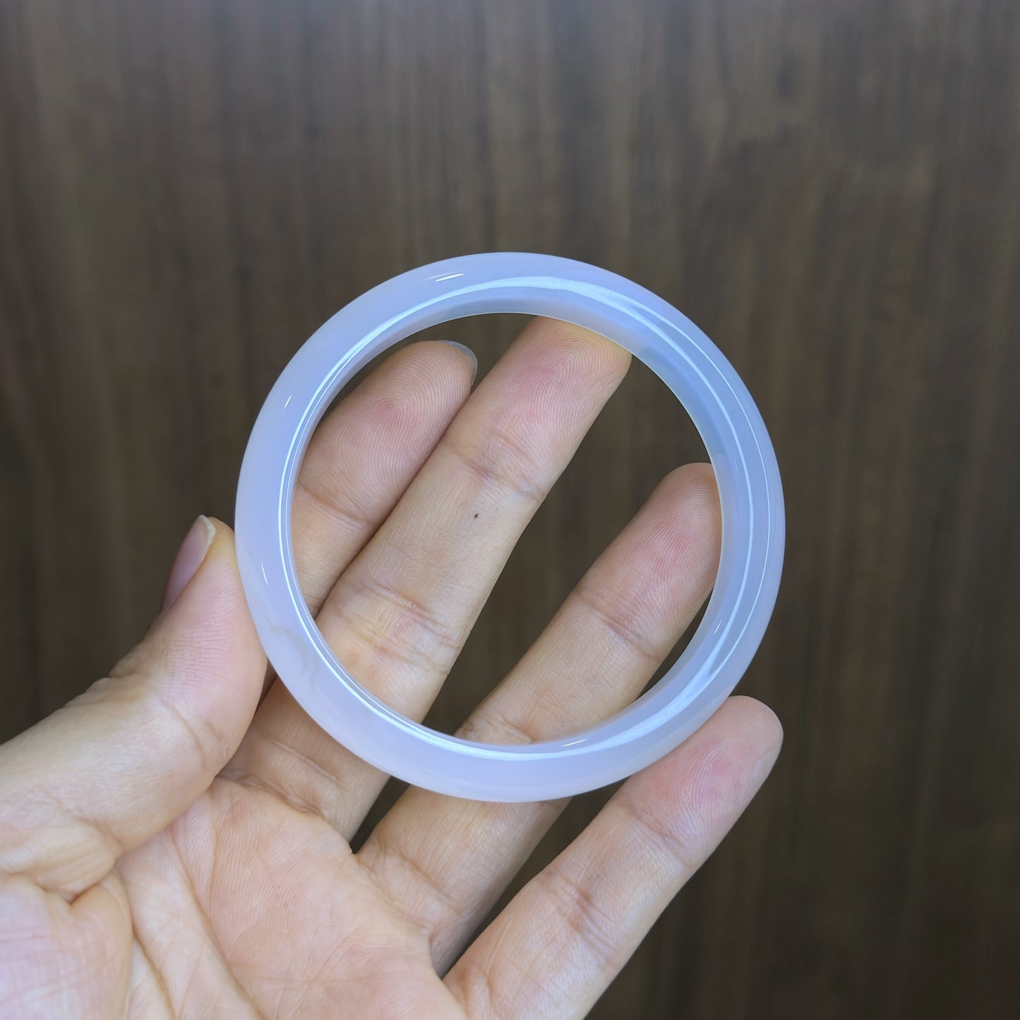Natural White Agate Bangle Leaf Style Size 54 mm