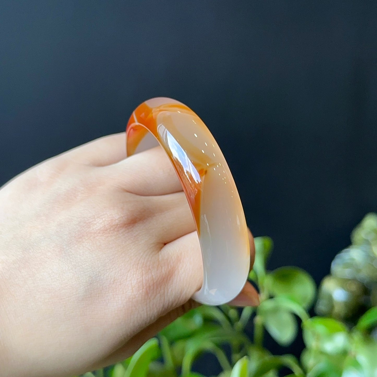 Natural Red Agate Bangle Leaf Style Size 57 mm