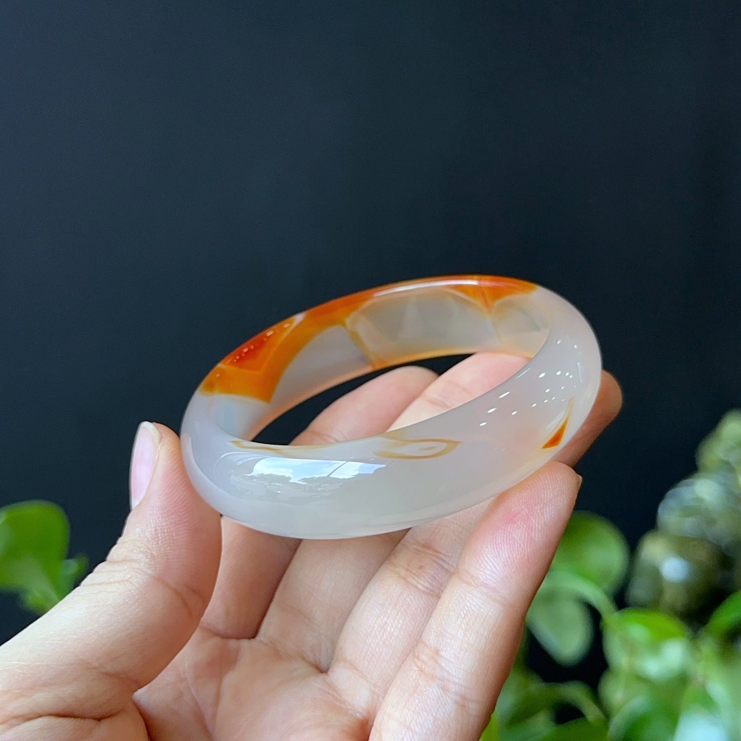 Natural Red Agate Bangle Leaf Style Size 57 mm