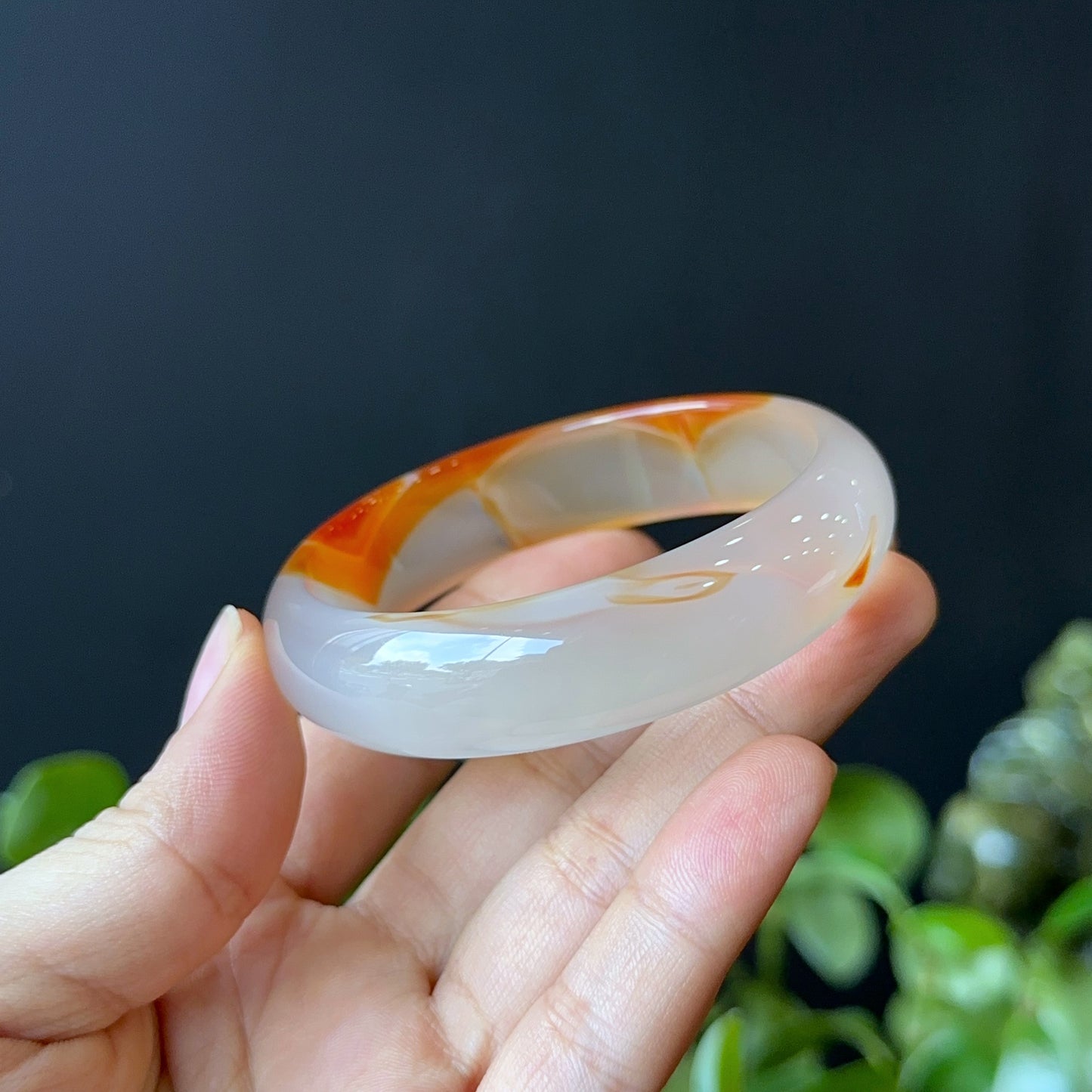 Natural Red Agate Bangle Leaf Style Size 57 mm