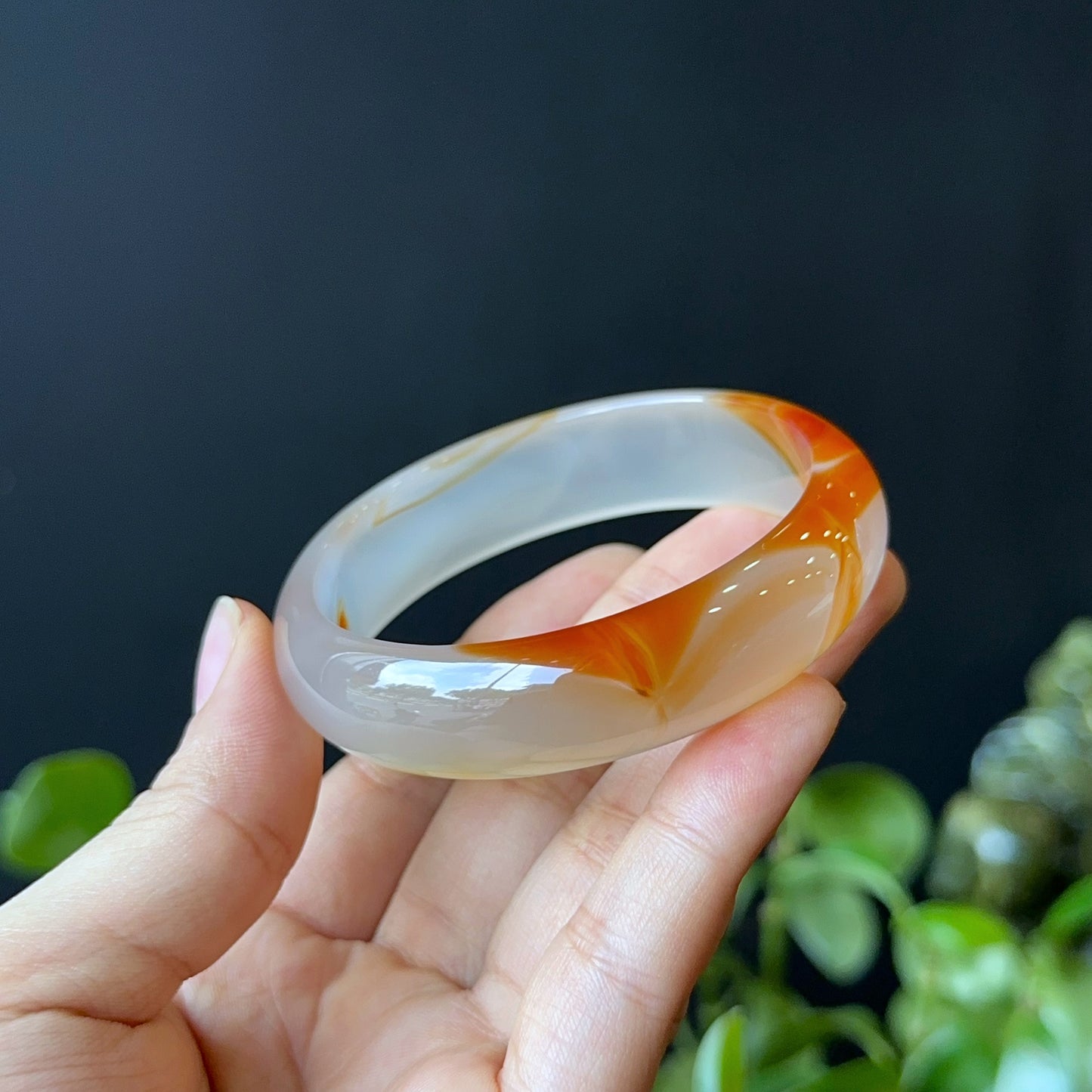 Natural Red Agate Bangle Leaf Style Size 57 mm