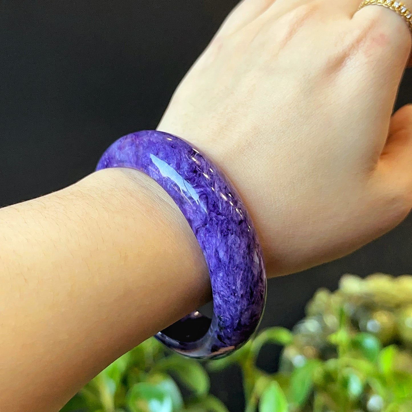 Natural Charoite Bangle Leaf Style Size 57 mm