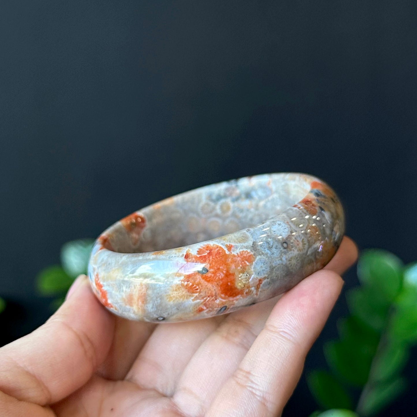 Natural Coral Bangle Leaf Style Sie 56 mm